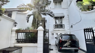 Rumah Prestisius di Kawasan Bintaro, Jakarta Selatan, LB 200m², Harga 4,5 Miliar