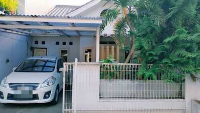Dijual Rumah Strategis di Galaxy, Bekasi - LT 133m²