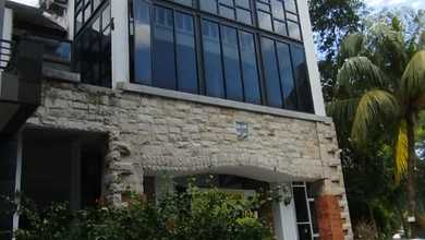 For Sale rumah Eksklusif di Bintaro, Tangerang Selatan - LT 237m²