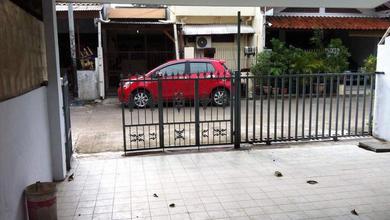 Rumah Dijual di Kemayoran, Jakarta Pusat, LB 100m², Harga Kompetitif!