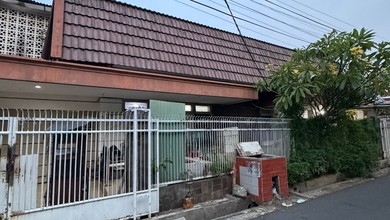 Rumah Area Luxury Grogol, Jakarta Barat - Harga Menarik 7,5 Miliar