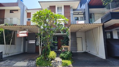 Dijual rumah Eksklusif di Kota Wisata, Bogor - LT 200m²