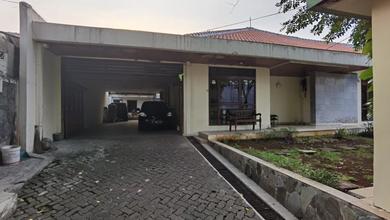 Hunian Elegan di Menteng, Jakarta Pusat, 6 KT, LT 720m²