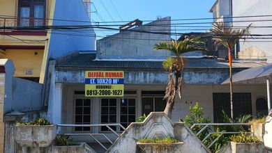 Hunian Elegan di Daan Mogot, Jakarta Barat, 4 KT, LT 200m²