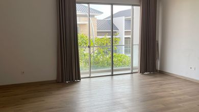 Penawaran Langka, rumah Prestisius di Golf Island, Jakarta Utara, LB 300m²