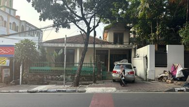 Penawaran Eksklusif, rumah Prestisius di Duren Tiga, Jakarta Selatan, LB 300m²
