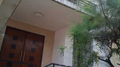 Rumah Area Luxury Cibubur, Depok - Harga Menarik 3,8 Miliar