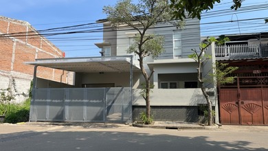 Jual Rumah Nyaman di Bekasi, Bekasi - LT 165m²