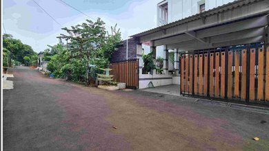 Rumah Elegan di Cilangkap, Jakarta Timur, 5 KT, LT 250m²