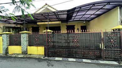 Promo Rumah di Cipayung, Jakarta Timur, LB 200m², Harga 1,4 Miliar