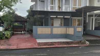 Rumah Area Luxury Kota Wisata, Bogor - Harga Terbaik 2,7 Miliar