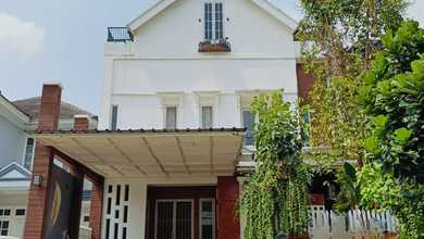 Dijual rumah Premium di Kota Wisata, Bogor - LT 180m²