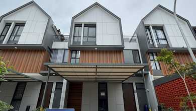 Jual Rumah Nyaman di Kota Wisata, Bogor - LT 91m²