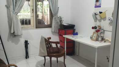 Promo Rumah di Metro Permata, Tangerang, LB 180m², Harga 2,3 Miliar