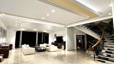 Hunian Elite di Kawasan Permata Buana, Jakarta Barat, LB 1000m², Harga 29,9 Miliar