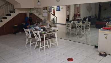 Rumah Mewah di Kawasan Karang Tengah, Tangerang, LB 171m², Harga 2,7 Miliar