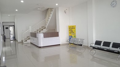 Ruang Usaha Klinik 2 Lantai Di Bogor