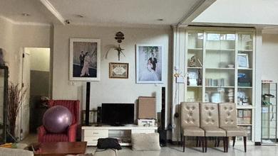 Rumah Mewah di Kawasan Rawamangun, Jakarta Timur, LB 160m², Harga 7,5 Miliar