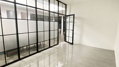 For Sale rumah Premium di Pejaten, Jakarta Selatan - LT 500m²