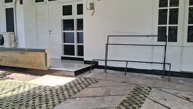 Disewakan Rumah Terjangkau di Lebak Bulus, Jakarta Selatan, LT 165m²