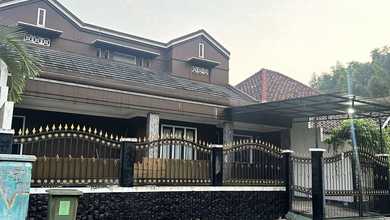Dijual Rumah Strategis di Cikunir, Bekasi - LT 180m²
