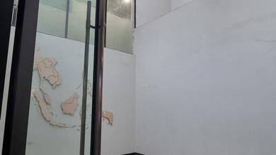 Gudang bisa Masuk Kontener 40