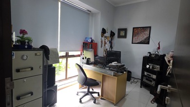 Dijual Rumah Nyaman di Graha Raya, Tangerang Selatan - LT 72m²