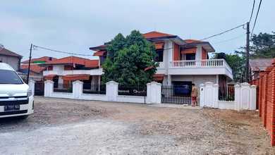 Rumah Area Premium Cakung, Jakarta Timur - Harga Terbaik 10,5 Miliar