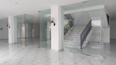 Dijual Gedung/Kantor 3 Lantai Posisi Hoek di Kalimalang Jakarta Timur