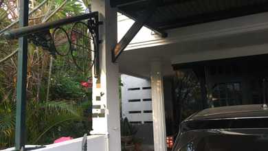 Hunian Elegan di Pulomas, Jakarta Timur, 4 KT, LT 190m²