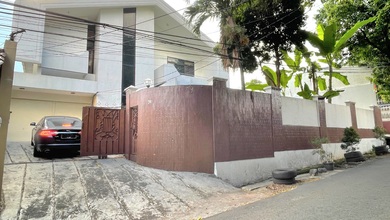 Dijual rumah Eksklusif di Kemang, Jakarta Selatan - LT 745m²