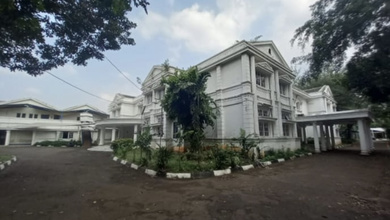 Di Bawah NJOP, Ex Gedung. Sekolah di. Kemang,. Bangka. Mampang. Prapatan Jakarta. Selatan