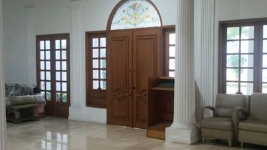 For Sale rumah Mewah di Pondok Indah, Jakarta Selatan - LT 1375m²