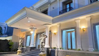 Rumah Mewah di Kawasan Menteng, Jakarta Pusat, LB 605m², Harga 77 Miliar
