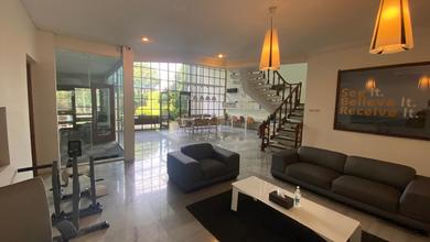 Segera Disewakan di Kemang, Jakarta Selatan, LT 1050m², Harga 700 Juta /tahun