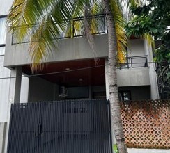 Rumah Sewa Murah Lokasi Villa Melati Mas, Tangerang Selatan, LB 155m²