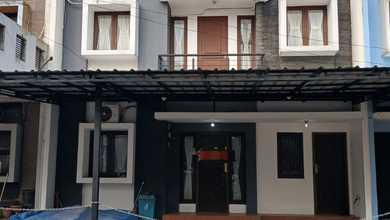 Hunian Favorit di Raffles Hills, Jakarta Timur, 3 KT, Harga 2 Miliar