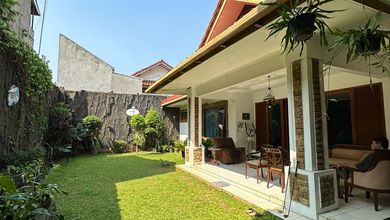 Hunian Elite di Kawasan Cibubur, Jakarta Timur, LB 450m², Harga 9 Miliar