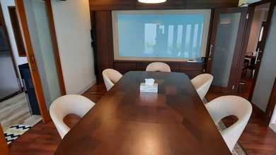 Sewa Rumah Siap Huni di Kebayoran Baru, Jakarta Selatan, LT 645m²