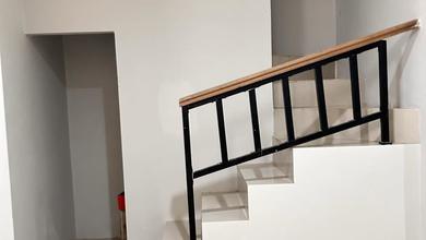 Rumah Minimalis Disewakan di Graha Raya, Tangerang Selatan, Harga Ekonomis