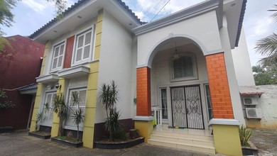 Kesempatan Langka, rumah Mewah di Taman Palem, Jakarta Barat, LB 300m²