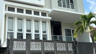 Dijual rumah Mewah di Kelapa Gading, Jakarta Utara - LT 187m²