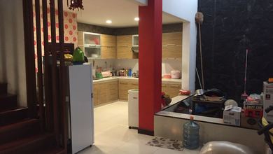 Penawaran Eksklusif, rumah Mewah di Kembangan, Jakarta Barat, LB 228m²