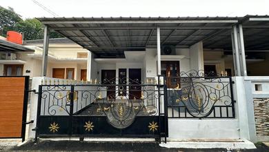 Dijual Rumah Nyaman di Bekasi Kota, Bekasi - LT 91m²