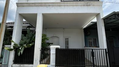 Kesempatan Rumah di Setu, Bekasi, LB 156m², Harga 1 Miliar