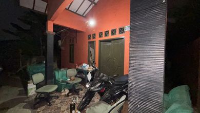 Jual Rumah Strategis di Limo, Depok - LT 100m²