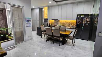 Rumah Prestisius di Kawasan BSD De Park, Tangerang, LB 250m², Harga 5,2 Miliar