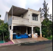 Kesempatan Rumah di Legenda Wisata, Jakarta Timur, LB 272m², Harga 1,9 Miliar