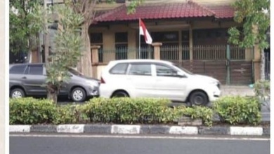 Rumah Area Luxury Ngagel, Surabaya - Harga Menarik 8,5 Miliar