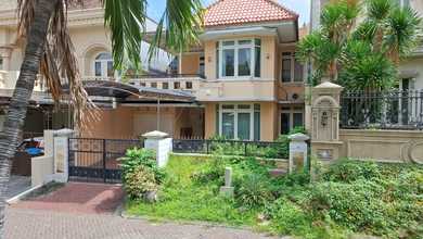 Kesempatan Langka, rumah Prestisius di Graha, Surabaya, LB 300m²